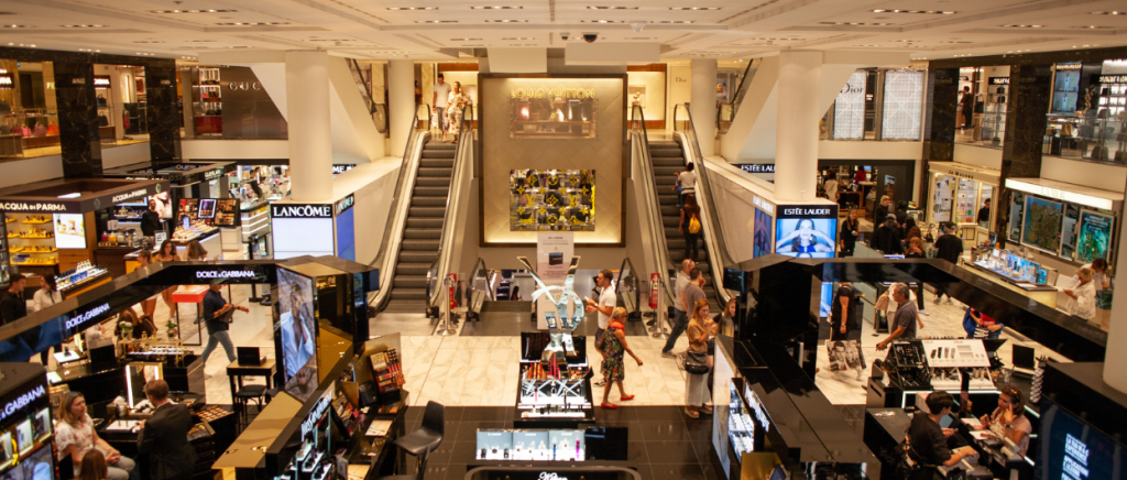 AI-powered avatar in shopping malls
